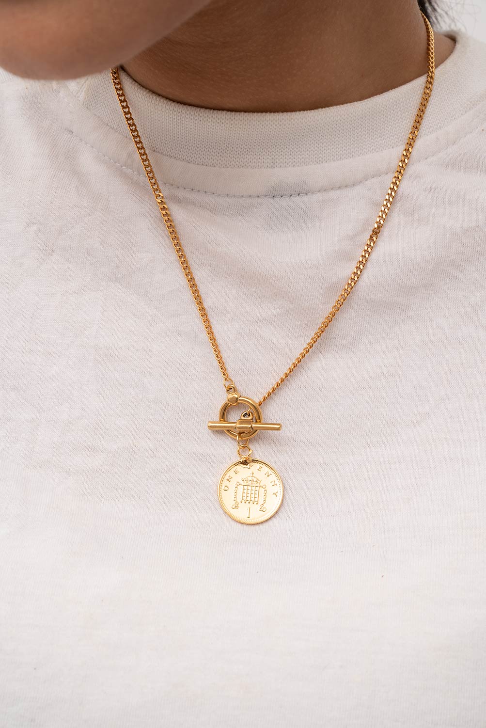 Elizabethan T-Bar Neckpiece