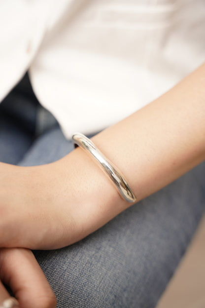 Adjustable Silver Hollow Bangle